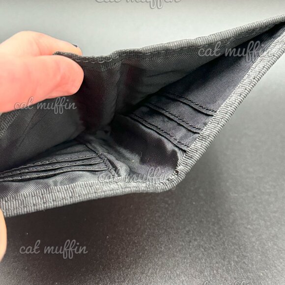 BLACK AND RED WALLET NEW!! - Picture 5 of 7